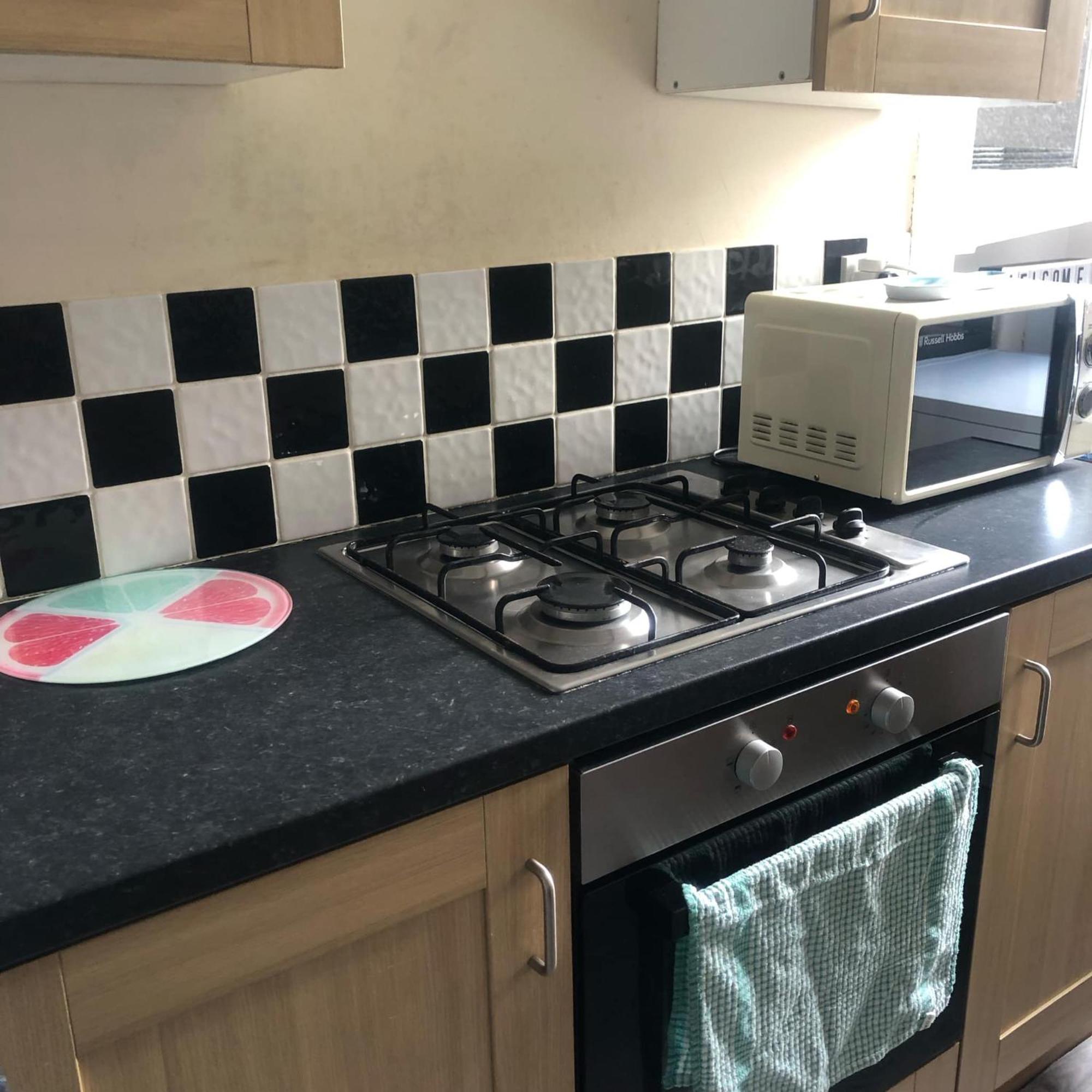 Large 2 Floor Near & Train And Golf Courses Methil