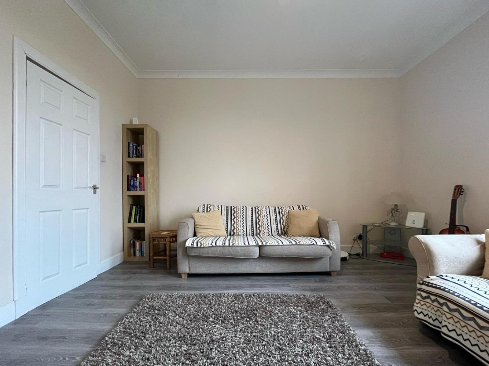 Large 2 Floor Near & Train And Golf Courses Apartment Methil